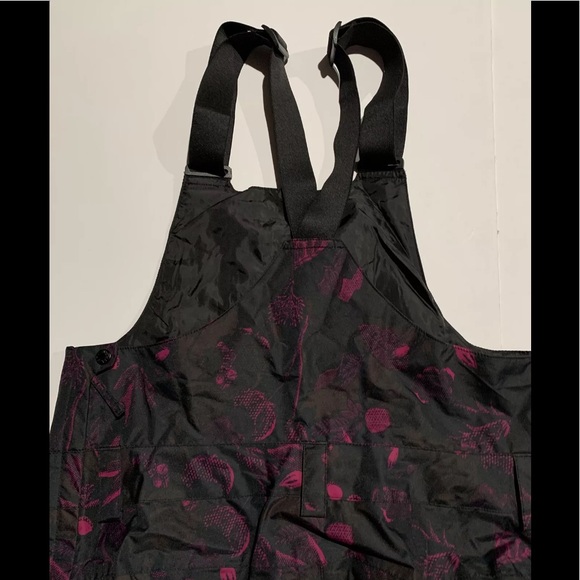 The North Face Freedom Women's Ski Snow Bibs Pants In Black/pink Sz L NWT - Picture 10 of 12